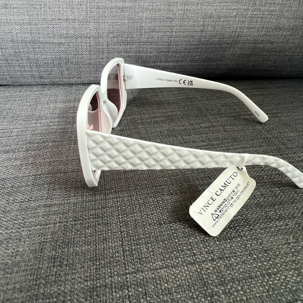 NWT VINCE CAMUTO SUNGLASSES EYEWEAR ACCESSORY - Picture 2 of 10